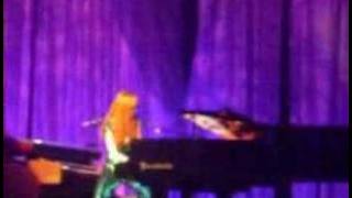 TORI AMOS  Cornflake Girl  Live Roma  Teatro Sistina [upl. by Thomey]