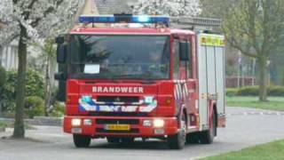 De IDIOTEN van de brandweer  Lees dit maar [upl. by Portwine]