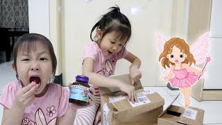 Elora Suka Sekali Minum Multivitamin Anak Omega 3 Rasa Buah Untuk Anak  Unboxing Paket Dari Lazada [upl. by Richia169]