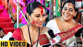 Rani Mukerji Speaking In Bengali During Durga Puja  LehrenTV [upl. by Gregrory]