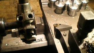 Industrial thread cutting on 1K62 lathe [upl. by Ayekal114]