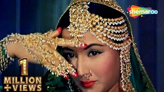 Chalte Chalte Yun Hi Koi ｜ एक नायाब पेशक़श  Pakeezah 1972 ｜ Meena Kumari  Romantic classics [upl. by Treblig327]