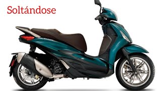 Piaggio Beverly 300 Review en español [upl. by Rika]