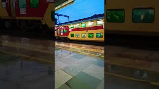 डबल डेकर ट्रेन train stions railway shorts [upl. by Gifferd]