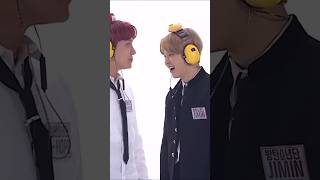 Jimin Lachibolala💜whisper challenge game💜🥰bts cutelife status jimin suga jin jhope 🥰💜💜🤭😁👑🤣💜 [upl. by Nivonod173]