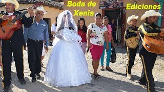 Boda 1 Xenia de camino a la iglesia para casarse – Ediciones Mendoza [upl. by Melli24]