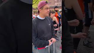 Halbmarathon mit Rollkoffer Ja bitte [upl. by Ardaed406]