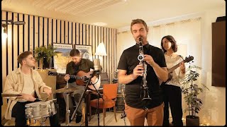 Dinette Django Reinhardt 🎄Live Acoustic Christmas Jazz Session🎄  Amande amp Miel [upl. by Lew]