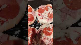 Viennetta cheese best meals bong within Pizza [upl. by Elianora]