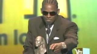 R KELLY HONORED BY STEVIE WONDER [upl. by Orly]