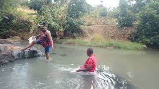 Bathing in my villageAfrica 🌍 Village life [upl. by Andi]