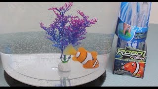 Robo Fish by Zuru  Detailed review  Watch this Robotic Clown Fish Swim in a Fish Tank [upl. by Adnohsirk]