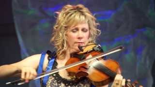 Natalie MacMaster at the 2013 Dublin Irish Festival  two songs [upl. by Ekaj]