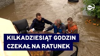 W Białej Nyskiej sąsiad ciągnikiem ewakuował mieszkańców W akcji wziął udział reporter TVN24 [upl. by Queen992]