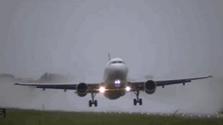 Crosswind Takeoff 横風 Despegue Airbus A319 de Vueling FullHD [upl. by Araiek]