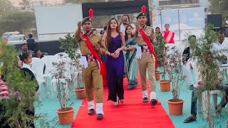 Bindass Kavya In School Annual Function as Chief Guest😍 Asia Annual Function kabhi nahi dekha😱 [upl. by Wyatan]