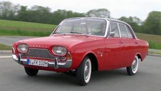 Der Ford Taunus 17m von 1960 im Video  Historische Fahrt mit der Badewanne [upl. by Arbas]