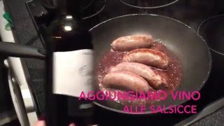 Video Ricetta  Salsiccia pure e patatine al forno [upl. by Ettennyl]