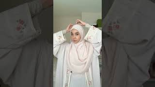 tutorial menutup dada dan belakang muslimah hijabinspirasi tutorialhijab [upl. by Tebasile]