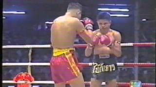 Jongsanan Fairtex VS Panomrunglek Muay Thai [upl. by Chandal756]