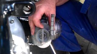 BMW R513 carb synncronizing [upl. by Eelirol]