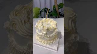 Retro decorated cake with a highend feel  Cake teaching Baking training Retro cake shorts [upl. by Gaspar851]