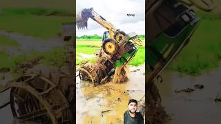 Tractor 🚜 palti hoye gelo short shorts trending greenscreen reactionrctractorbd [upl. by Noffihc]