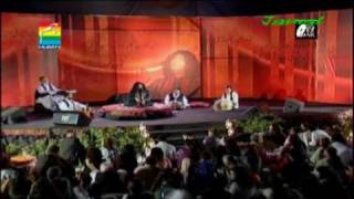 Dama Dam Mast Qalandar  Abida Parveen Live [upl. by Nedda]