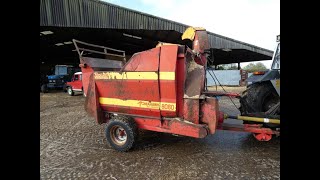 TEAGLE TOMAHAWK 8080 BALE SHREADER WORKING DEMO  MANOR FARM [upl. by Chesnut784]