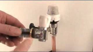 Stop Radiator valve Leaking with radvalve clamps [upl. by Yehtomit]