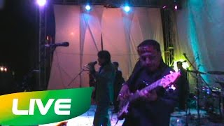 Grupo La Fianza  Y Ahora Te Vas En Vivo En San Antonio Zoyatzingo 2015 [upl. by Eilarol]