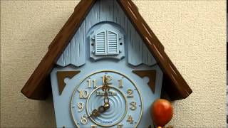 セイコー DisneyTime くまのプーさん家の掛時計青 FW573L SEIKO Cuckoo clock WinniethePooh [upl. by Kcirdneh]