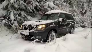 Hyundai Terracan  wet snow  winter offroad [upl. by Aham]