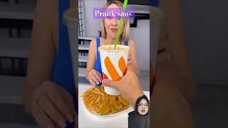 Prank minum diisi saus ⁉️ shorts youtubeshorts food funny burger prank comedy [upl. by Senn137]