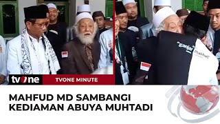 Disambut Hangat Mahfud MD Kunjungi Kediaman Abuya Muhtadi di Banten  tvOne Minute [upl. by Orthman]