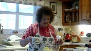 How to make eves pudding [upl. by Doscher]