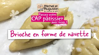 CAP pâtissier Façonner une navette [upl. by Ahsiliw377]