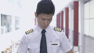 Experience the Life of a Pilot [upl. by Seedman]