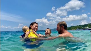 Swimming for the first time on a Philippine beachthe water is crystal clear my family is delighted [upl. by Yesnnyl]