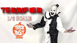 Trick or Treat Studios ‘Terrifier’ Art The Clown 16 Scale Figure Review [upl. by Aube]