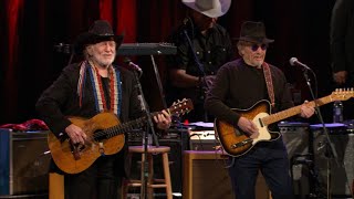 Merle Haggard amp Willie Nelson quotOkie from Muskogeequot [upl. by Tina]