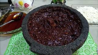 Salsa de Chile Pasilla y Cotija Molcajeteada [upl. by Adnih231]