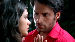 Shaleen Malhotra and Mrunal Thakur Arakshi  Khariyat [upl. by Sezen]