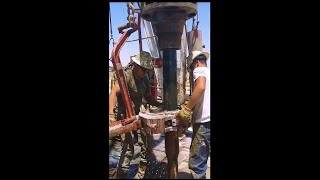 Trip Drill Pipe Rig Hole rig hole drill oil trip pipe [upl. by Yrtua]