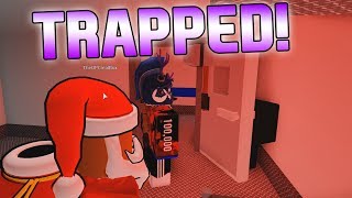 TRAPPING THE BEAST Flee The Facility ROBLOX [upl. by Hoashis]