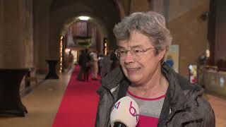 Une exposition florale garnit la Basilique de Koekelberg pendant cinq jours [upl. by Naraj]