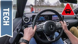 Aktiver BremsAssistent amp AusweichLenkAssistent in der Mercedes AKlasse 2019 im Test [upl. by Stelle646]