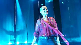 Dido  Take My Hand ATB  Hammersmith Apollo 08DEC19 [upl. by Taggart]