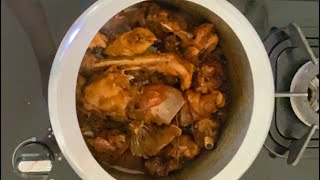 FRANGO ASSADO NA PANELA DE PRESSÃO  sem água  Receita Fácil  Tathi Calicchio [upl. by Nahtannhoj]