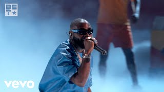 Davido  UNAVAILABLE Live at BET Awards 2023 ft Musa Keys [upl. by Rednaxela]